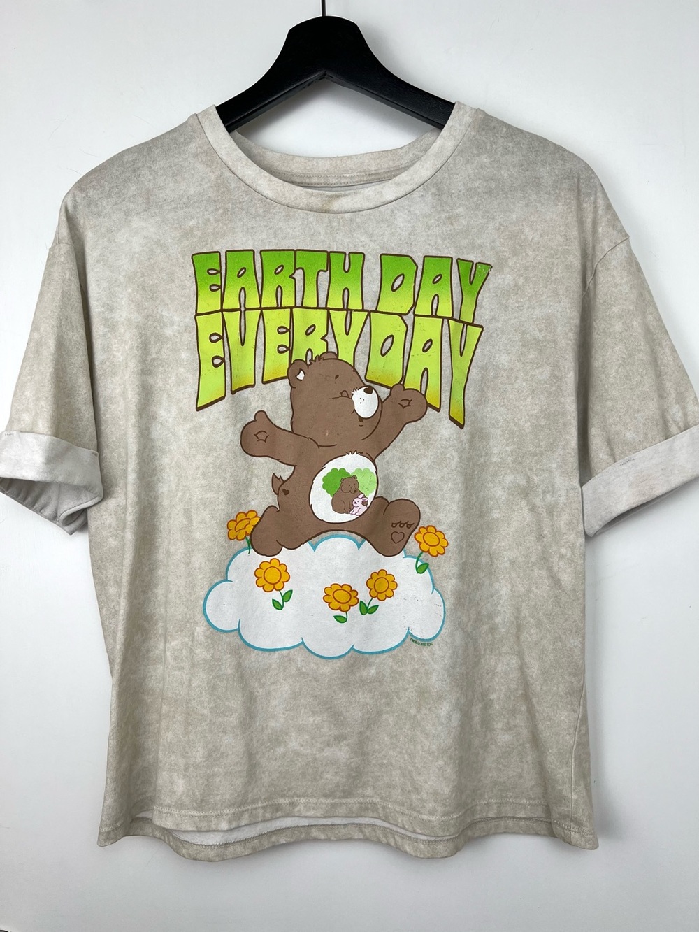 Care Bears Earth Day Everyday Cotton Blend T Shirt Sz M Beige Tie Dye Y2K Retro